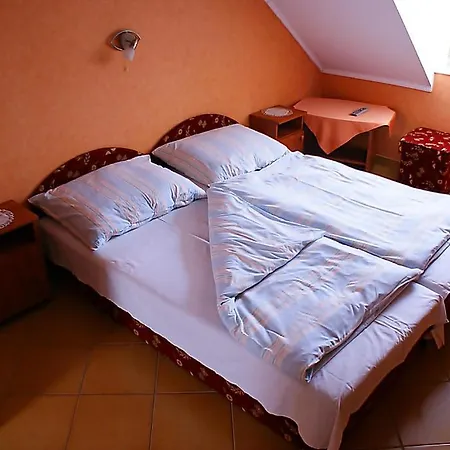 Abigel Vendeghaz 3* 哈卡尼